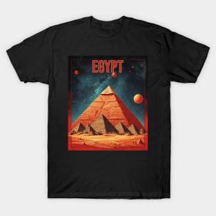 Pyramids of Giza Egypt Vintage Travel Tourism T-Shirt